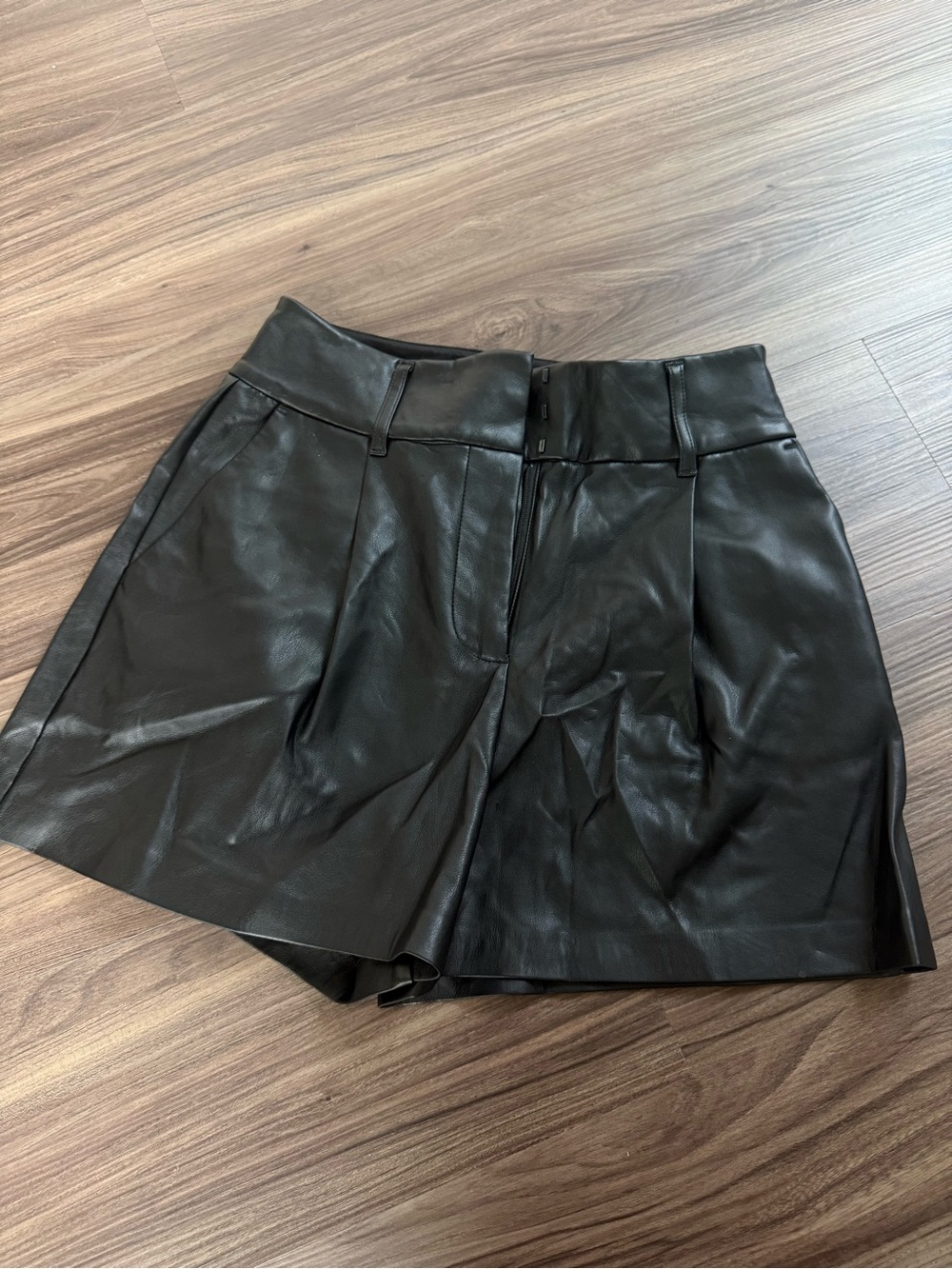 Express Leather Trouser Shorts